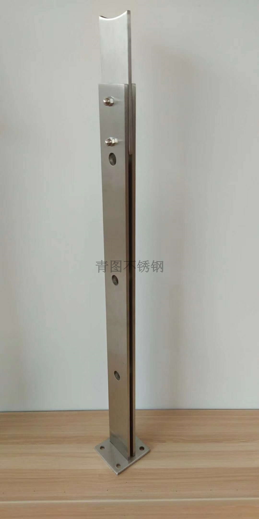 不锈钢立柱
