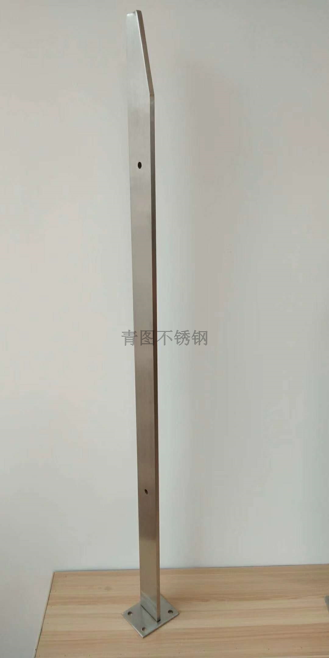 不锈钢立柱