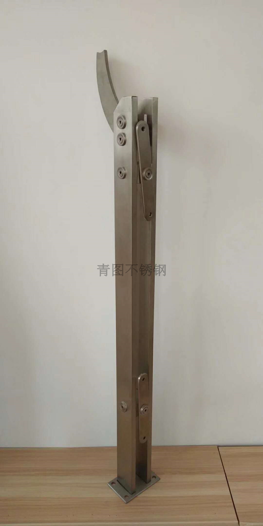 不锈钢立柱