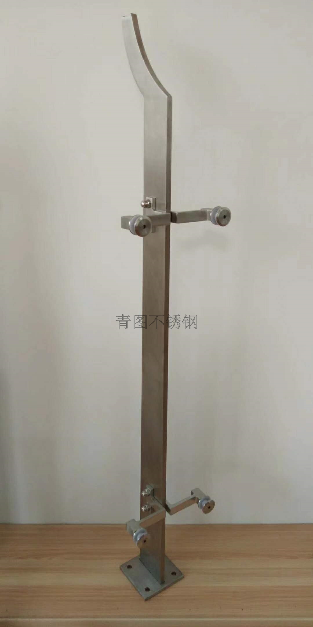 不锈钢立柱