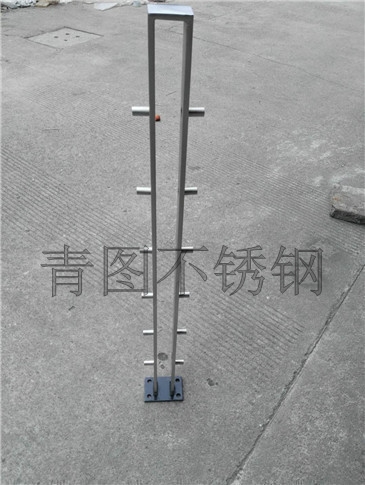不锈钢栏杆立柱